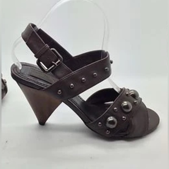 ZARA WOMEN COLLECTION Wood Heels Brown Leather Slingback Studded  Sandals 37 7M - Picture 1 of 12